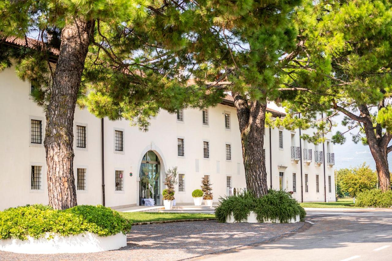 Hotel Villa I Pini Malo  Buitenkant foto