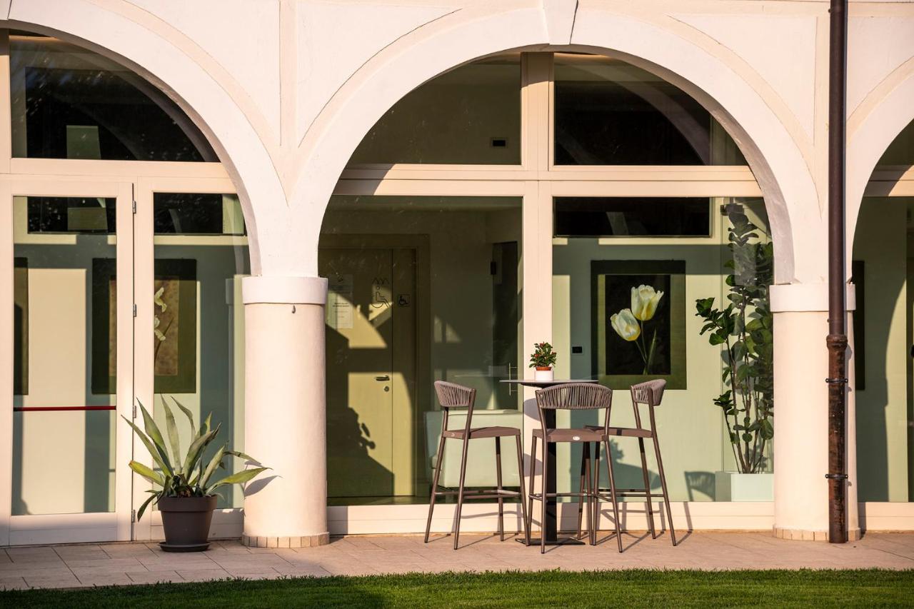 Hotel Villa I Pini Malo  Buitenkant foto