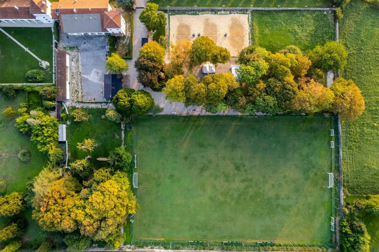 Hotel Villa I Pini Malo  Buitenkant foto