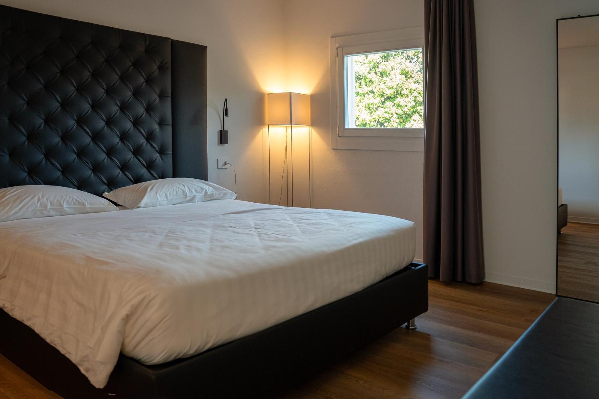 Hotel Villa I Pini Malo  Buitenkant foto